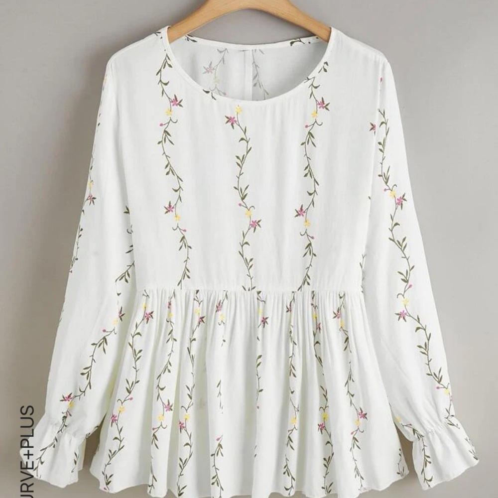 Floral long sleeve blouse NEVER WORN
